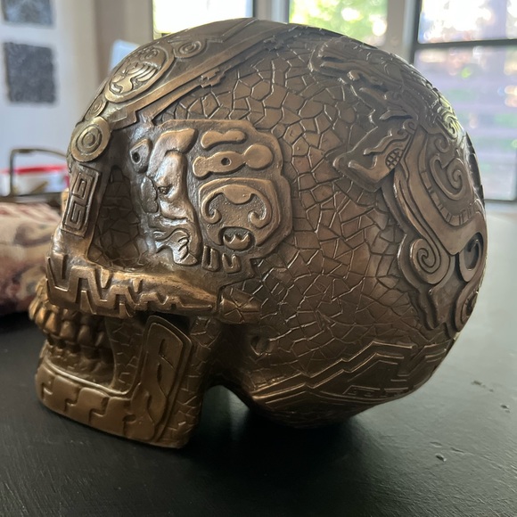 Aztec-Inspired Bronze Skull Sculpture - Picture 6 of 6